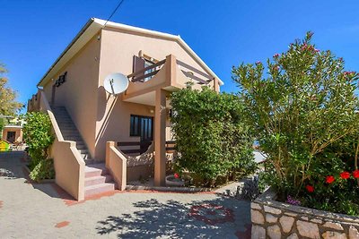 Ferienwohnung mit Terrasse und Klimaanlage