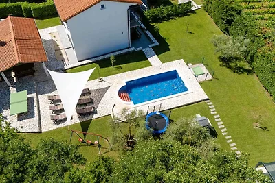 Ferienhaus mit 2 getrennten Apartments, Swimm