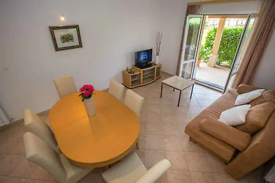 Ferienwohnung mit Pool und Klimaanlage