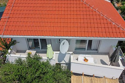 Ferienwohnung mit Balkon und Meerblick