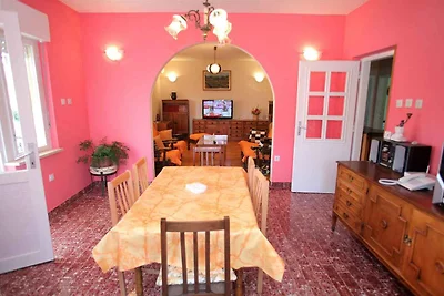 Ferienwohnung mit Klimaanlage und Grill