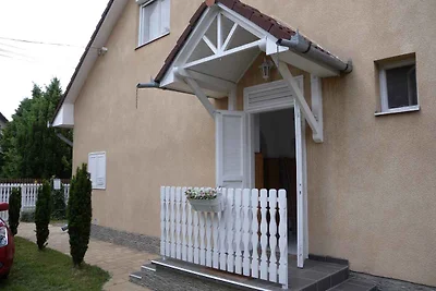 Ferienwohnung mit WLAN, Grill und Klimaanlage