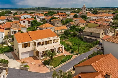 Ferienwohnung mit Klimaanlage und Terrasse