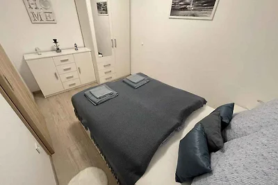Ferienwohnung mit eigenem Strand, WLAN und