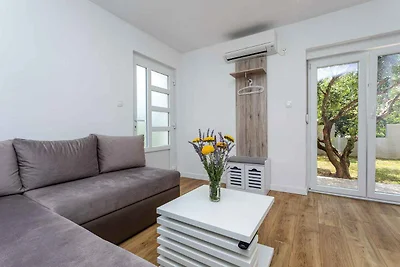 Ferienwohnung mit Klimaanlage, Internet und