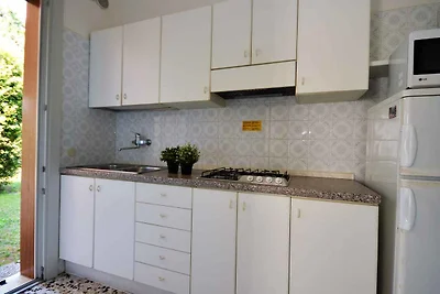 Bungalow mit Privatgarten und Klimaanlage