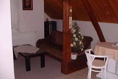 Ferienwohnung mit WLAN, gepflegtem Garten, Te