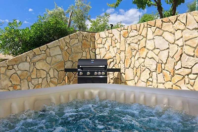 Ferienwohnung mit Whirlpool