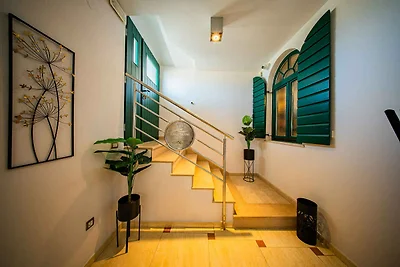 Komfortable Ferienwohnung Tomo mit Meerblick 