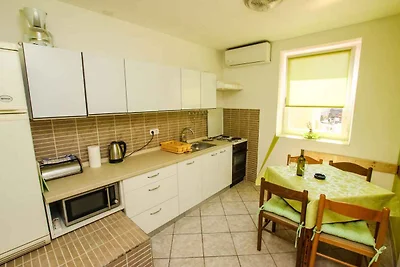 Ferienwohnung mit Klimananlage und Terrasse