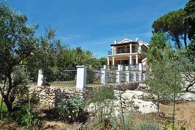 Ferienhaus mit Balkon