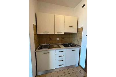 Studio mit Balkon und Klimaanlage