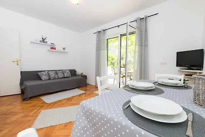 Ferienwohnung mit Klimaanlage und Terrasse