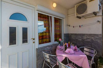 Ferienwohnung mit Terrasse und Klimaanlage