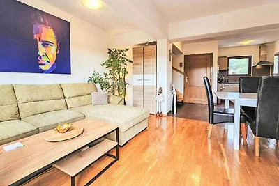 Komfortable Ferienwohnung Bilice mit Aussenpo