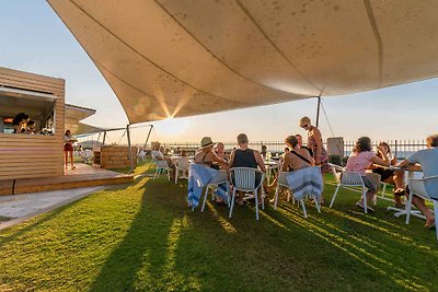 Mobilehome mit Strandservice und Pool