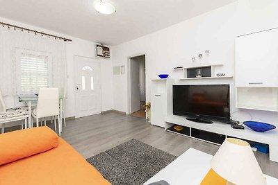 Ferienwohnung mit Klimaanlage und Terrasse in