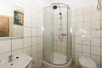Ferienwohnung mit Balkon und Grill