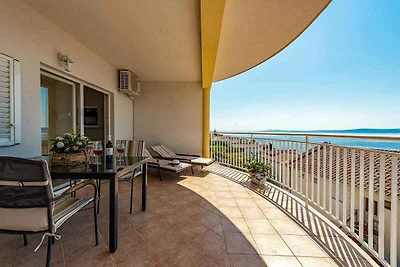 Appartamento Vacanza con famiglia Okrug Gornji