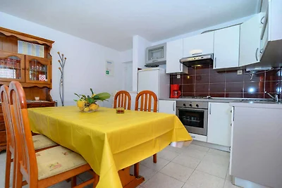 Ferienwohnung mit Klimaanlage und Grill