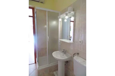 Ferienwohnung mit Grill, Garten, Klimaanlage 