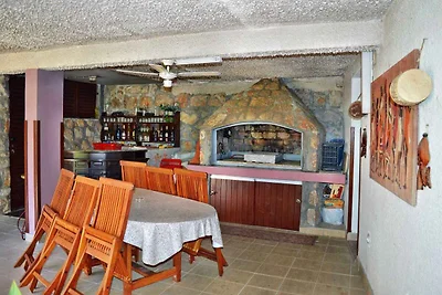 Apartment mit einem Schlafzimmer und Terrasse