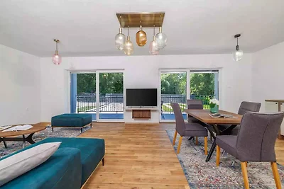 Ferienhaus mit Pool und Klimaanlage