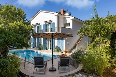 Ferienwohnung in Strandnähe mit Pool