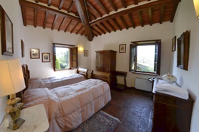 Villa mit Aussenpool und WLAN