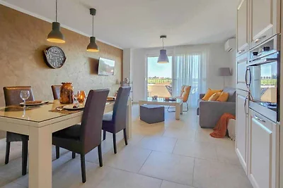 Ferienwohnung mit Klimaanlage, SAT-TV, WLAN u