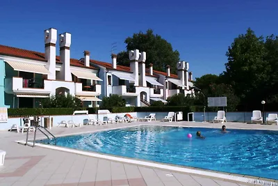 Ferienwohnung mit Pool und Klima