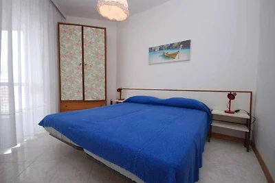 Ferienwohnung mit Klimaanlage und Balkon