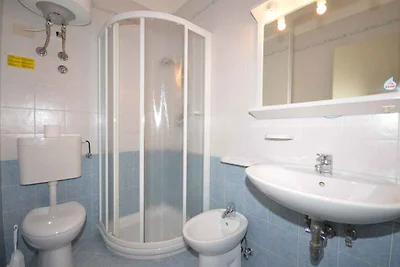 Ferienwohnung mit Klimaanlage und Balkon