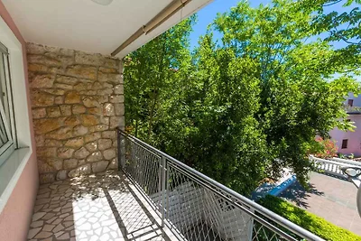 Ferienhaus in Strandnähe mit überdachtem