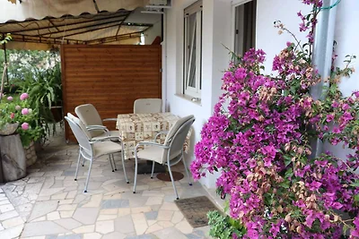 Ferienwohnung mit Terrasse und Klimaanlage