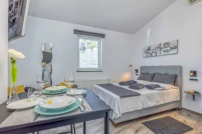 Studio mit Klimaanlage