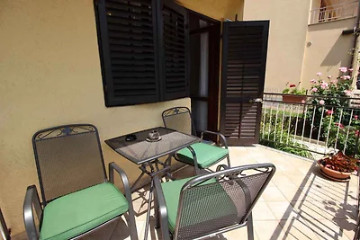 Ferienwohnung 100 m von Strand