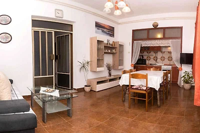 Ferienwohnung mit Klimaanlage und Grill