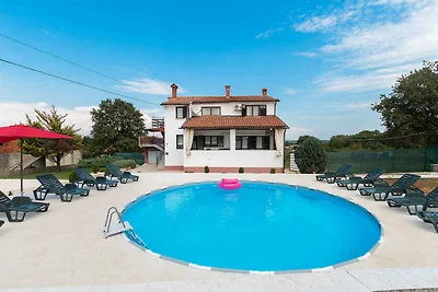 Appartamento Vacanza con famiglia Šajini