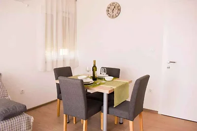 Ferienwohnung mit Klimaanlage und Meerblick