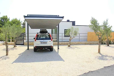 Ferienhaus mit Klimaanlage und Pool