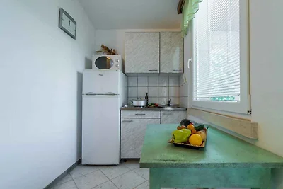 Schönes Apartment mit Terrasse für 5 Personen