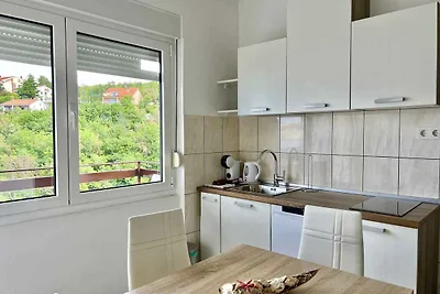 Ferienwohnung mit Klimaanlage und Balkon