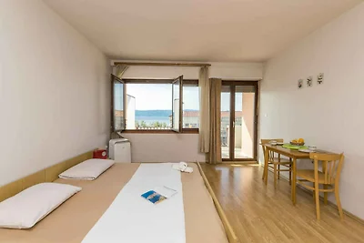 Studio mit Balkon und Meerblick