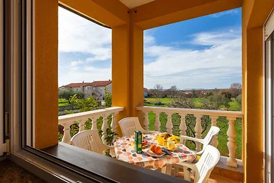 Ferienwohnung mit Klimaanlage und Balkon