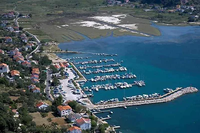 Ferienwohnung mit Terrasse, nur 500 Meter vom