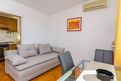 Ferienwohnung mit Klimaanlage und Pool