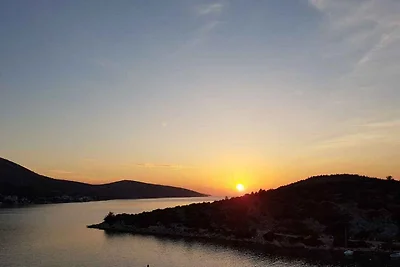 Komfortable Ferienwohnung DD Grubišić mit Mee