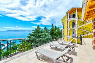 Appartamento Vacanza con famiglia Novi Vinodolski