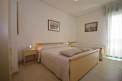 Ferienwohnung mit Klimaanlage und Balkon